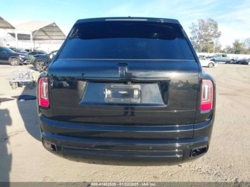 Rolls-Royce 2021 Rolls-Royce Cullinan 6.7 V12 2021 6.7 Benzyna 563KM, zdjęcie 6