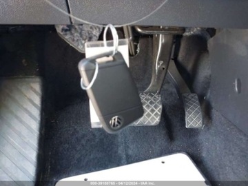 Volkswagen Tiguan II 2022 Volkswagen Tiguan 2022r, 2.0L 2.0 Benzyna 185KM, zdjęcie 9