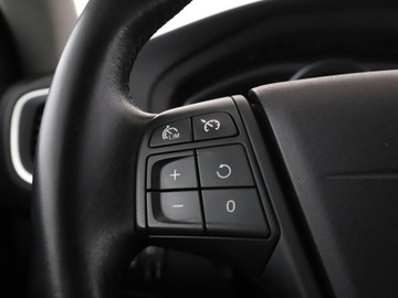 Volvo V40 II Cross Country 2.0 D2 DRIVE-E 120KM 2015 Volvo V40 klima auto czujniki parkowania, zdjęcie 28