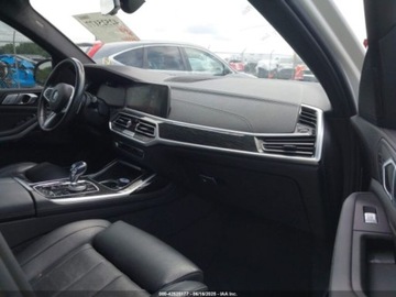 BMW X7 2021 BMW X7 xDrive40i 2021 3.0l 3.0 Benzyna 335KM, zdjęcie 9