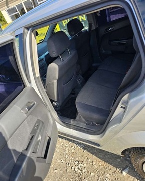 Opel Astra H Kombi 1.9 CDTI ECOTEC 120KM 2007 Opel Astra Opel Astra III 1.9 CDTI Sport 1.9 Diesel 120KM, zdjęcie 13