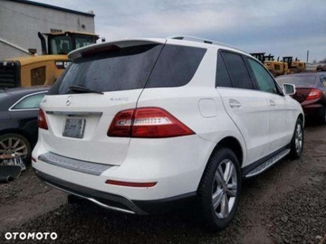 Mercedes Klasa M W166 2015 Mercedes-Benz ML 2015 r. Mercedes-Benz ML , si..., zdjęcie 4