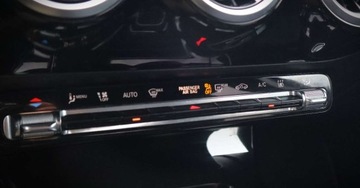 Mercedes Klasa A W177/V177 Sedan Plug-In 1.3 250 e 218KM 2021 Mercedes-Benz Klasa A (nr. 154) 1.3 218KM Plug In AMG Navi Kamera Tempomat, zdjęcie 23