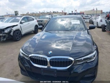 BMW Seria 3 G20-G21 2022 BMW Seria 3 2022r, 330E, 2.0L 2.0 Hybryda 288KM, zdjęcie 4