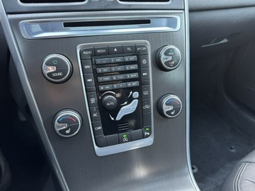 Volvo XC60 I SUV Facelifting 2.0 D3 136KM 2014 Volvo XC 60 2.0D D3 136KM Panorama El Klapa 5 cyl, zdjęcie 21