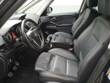 Opel Zafira C Tourer 1.4 Turbo ECOTEC 140KM 2012 Opel Zafira 1.4Turbo 140KM OPC Klimatronic Tempoma, zdjęcie 17
