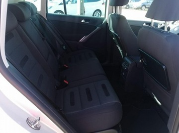 Volkswagen Tiguan I 2009 Volkswagen Tiguan 2.0 170 KM Klimatronik Napęd, zdjęcie 13