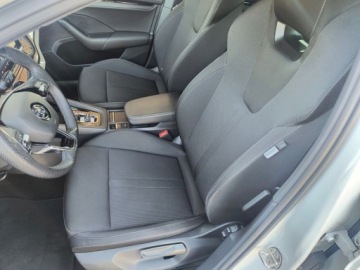 Skoda Octavia IV Kombi 2.0 TDI 150KM 2023 Skoda Octavia Sportline serwis ASO 2.0TDI 150KM bezwypadkowy pakiety Smart, zdjęcie 10