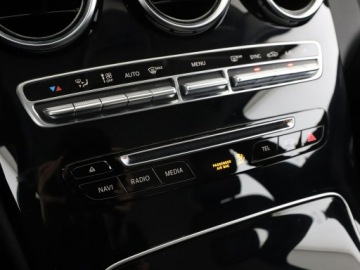 Mercedes Klasa C W205 Limuzyna 180 156KM 2018 Mercedes C 180 automat półskóra klima auto, zdjęcie 25