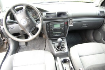 Volkswagen Passat B5 Kombi 1.9 TDI 101KM 2004 VW PASSAT 1.9TDI Klimatronic Alu Tempomat Grzane fotele, zdjęcie 5