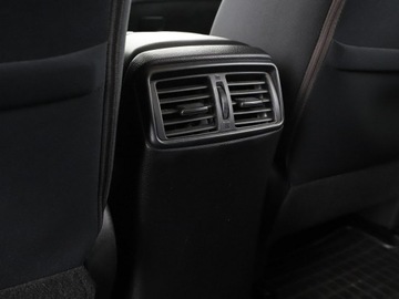 Nissan X-Trail III Terenowy 1.6 DIG-T 163KM 2017 Nissan X-Trail lift PDC tempomat Bluetooth, zdjęcie 31