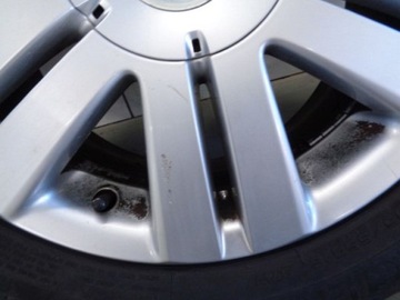 VW ЛЕГКОСПЛАВНЫЕ ДИСКИ 3C0601025AF 7Jx16H2 ET45 5x112
