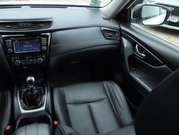 Nissan X-Trail III Terenowy Facelifting 2.0 dCi 177KM 2018 Nissan X-Trail 2.0 dCi, Salon Polska, Serwis ASO, zdjęcie 7