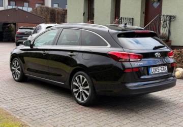 Hyundai i30 III Wagon 1.4 T-GDi 140KM 2017 Hyundai i30 PREMIUM 1,4T 140KM FULL-LED Key-less Bezwypadkowy Dla wymagaja, zdjęcie 37