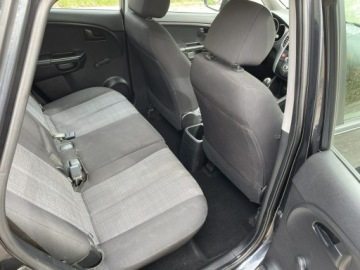 Kia Venga Mikrovan 1.4 DOHC CVVT 90KM 2010 Kia Venga 1.4 Benzyna 90KM 2010rok Klimatyzacja, zdjęcie 6