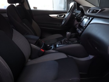 Nissan Qashqai II Crossover Facelifting 1.6 dCi 130KM 2018 Nissan Qashqai 1.6 dCi, Salon Polska, Automat, zdjęcie 8