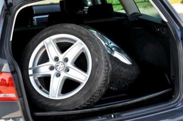 Volkswagen Passat B7 Variant 2.0 TDI CR DPF BlueMotion 140KM 2012 Volkswagen Passat 2.0Tdi 140KM Navi Klimatronik, zdjęcie 30