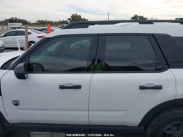 Ford Bronco VI 2024 Ford Bronco 2024r., 4x4, 1.5L 1.5 Benzyna 181KM, zdjęcie 5