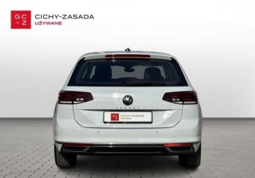 Volkswagen Passat B8 Variant Facelifting 2.0 TDI SCR 150KM 2023 Volkswagen Passat Variant SalonPL Elegance 2.0TDI 150KM Podg.Fotele NAVI T, zdjęcie 3