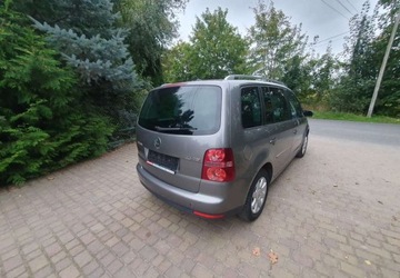 Volkswagen Touran I 2.0 TDI 170KM 2007 Volkswagen Touran Volkswagen Touran 2.0 TDI DPF DSG Highline 2.0 Diesel, zdjęcie 5