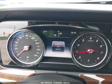 Mercedes Klasa E W213 2018 Mercedes-Benz Klasa E Mercedes-Benz E-Class 2.0 Benzyna 241KM, zdjęcie 10