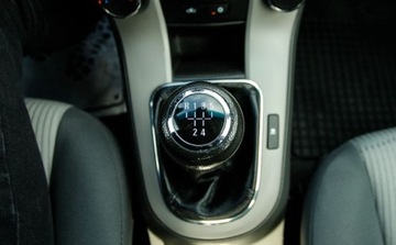 Chevrolet Cruze 2011 Chevrolet Cruze 1.6 benzyna 113KM sedan klimatyzacja hamulce i opony bdb, zdjęcie 19