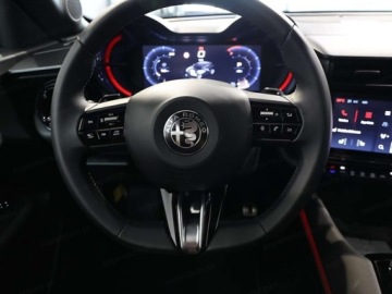 Alfa Romeo Junior SUV 1.2 Hybrid 145KM 2026 ALFA ROMEO Junior Ibrida Q4 Ti 1.2 (145 KM) 2026, zdjęcie 7