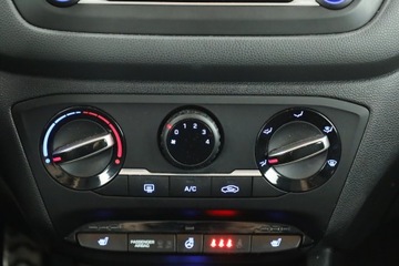 Hyundai i20 II Hatchback 5d Facelifting 1.0 T-GDi 100KM 2018 Hyundai i20 1.0 T-GDI, Salon Polska, Serwis ASO, zdjęcie 9