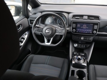 Nissan Leaf II Hatchback Elektryczny 40kWh 150KM 2022 Nissan Leaf 40 kWh, SoH 94%, Salon Polska, zdjęcie 6