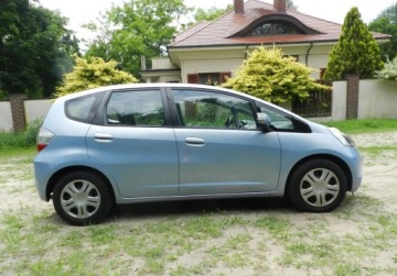 Honda Jazz III 1.4 i-VTEC 100KM 2009 Honda Jazz KLIMATRONIK 1,4 sliczna sprawna CZUJNIKI PARKOWANIA bez rdzy, zdjęcie 4