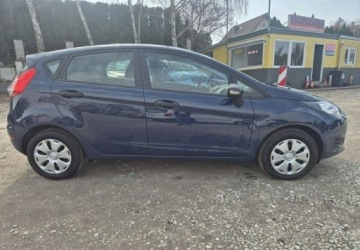 Ford Fiesta VII Hatchback 3d Facelifting 1.25 60KM 2015 Ford Fiesta 1,2 MpiSuper stan 2 kompl. kol 1.2 Benzyna 60KM, zdjęcie 8