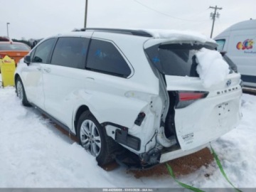 Toyota Sienna III 2022 Toyota Sienna XSE 2022 2.5 Hybryda 189KM, zdjęcie 3