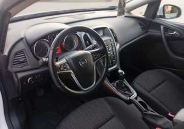 Opel Astra J GTC 1.4 Turbo ECOTEC 140KM 2016 Opel Astra Kupiony w Polsce - benzyna - 1,4 - 140 KM - LPG 1.4 BenzynaLPG, zdjęcie 18