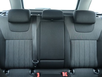 Skoda Octavia III Kombi Facelifting 2.0 TDI 150KM 2017 Skoda Octavia 2.0 TDI, Salon Polska, Serwis ASO, zdjęcie 9