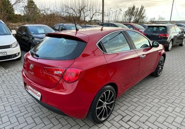 Alfa Romeo Giulietta Nuova II Hatchback 5d Facelifting 1.4 TB 16v 120KM 2015 Alfa Romeo Giulietta 1.4 benz. 120KM Salon POL..., zdjęcie 2