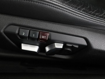 BMW Seria 4 F32-33-36 Coupe Facelifting 420d 190KM 2018 BMW 420 2.0d Automat xDrive Luxury Line Navi, zdjęcie 38