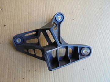 DRŽÁK DRŽÁKY SKŘÍŇKA VW CADDY 3 III 2K 1.9D