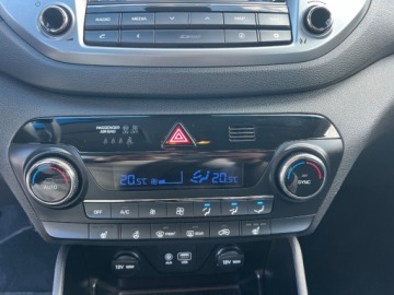 Hyundai Tucson III SUV 2.0 CRDI 136KM 2017 Hyundai Tucson CRDi Ledy Klimatyzacja Nawigacja Pakiet Zimowy Park Assist, zdjęcie 8