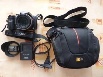 Panasonic Lumix DMC-FZ-100 w bardzo dobrym stanie.