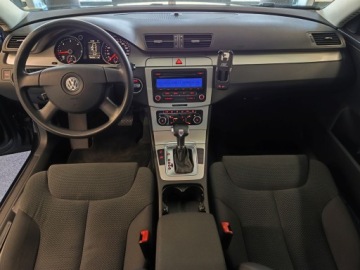 Volkswagen Passat B7 Limousine 2.0 TDI CR DPF BlueMotion 140KM 2010 Volkswagen Passat 2.0 TDI 140 KM, Automat, Serwis, zdjęcie 8