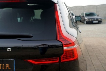 Volvo XC60 II Crossover Plug-In Facelifting 2.0 T8 455KM 2023 Volvo XC 60 INSCRIPTION panorama ful led, zdjęcie 12