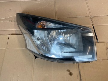 LAMPA PRZEDNIA PRAWA TRAFIC VIVARO III 260108047R