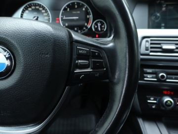 BMW Seria 5 F10-F11 Touring 520d 184KM 2013 BMW 5 520d, 181 KM, Skóra, Navi, Xenon, Bi-Xenon, zdjęcie 19
