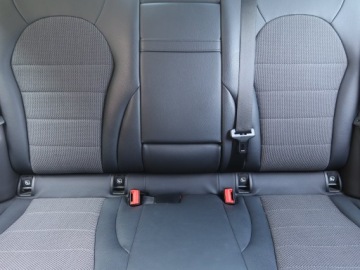 Mercedes Klasa C W205 Limuzyna 180 156KM 2018 Mercedes C C 180, Salon Polska, Serwis ASO, zdjęcie 9