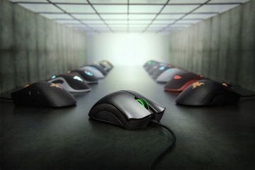 Razer | Wired | Essential Ergonomic Gaming mouse | Infrared | Gaming Mouse