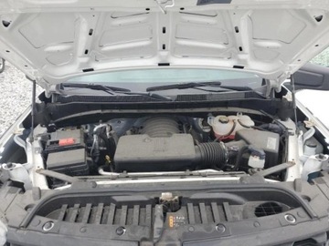 Chevrolet Silverado II 2020 Chevrolet Silverado Chevrolet Silverado 1500 4WD, od ubezpieczalni 5.3, zdjęcie 10