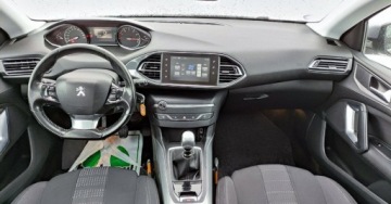 Peugeot 2015 Peugeot 308 1.2i 131 kM Navi Temp LED Kamera Panorama Bluetooth Serwis GWA, zdjęcie 4