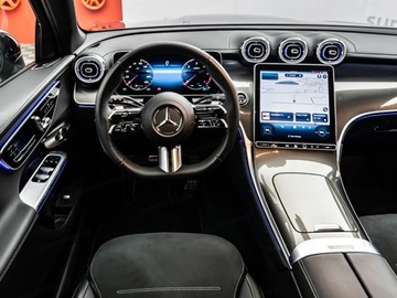 Mercedes GLC C254/X254 Coupe 2.0 220d 197KM 2025 GLC Coupe 220 d 4-Matic AMG Line 2.0 (197KM) 2025, zdjęcie 8