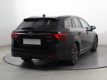 Toyota Avensis III Wagon Facelifting 2015 2.0 D-4D 143KM 2018 Toyota Avensis 2.0 D-4D, Salon Polska, zdjęcie 4