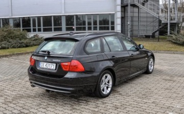 BMW Seria 3 E90-91-92-93 Touring E91 2.0 320d 184KM 2011 BMW Seria 3 2011 r. Lift 320d (185KM) Automat Skory 2.0 Diesel 184KM, zdjęcie 3